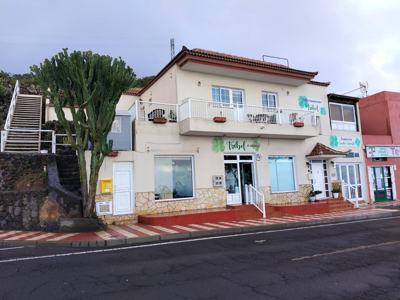 Apartamentos Trebol Mocanal Luaran gambar